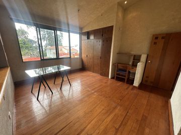 Casa en venta estilo mexicano en Zavaleta
