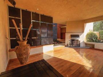 Casa en venta estilo mexicano en Zavaleta