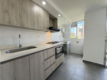 apartamento en arriendo en las lomitas. Cod A515424