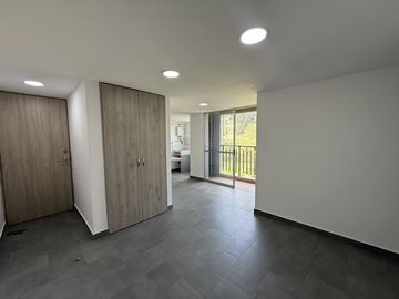 apartamento en arriendo en las lomitas. Cod A515424
