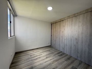 apartamento en arriendo en las lomitas. Cod A515424