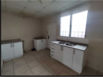 VENDO HERMOSA CASA EN ARRAIJAN BRISAS DEL GOLF 3R