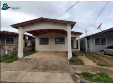 VENDO HERMOSA CASA EN ARRAIJAN BRISAS DEL GOLF 3R
