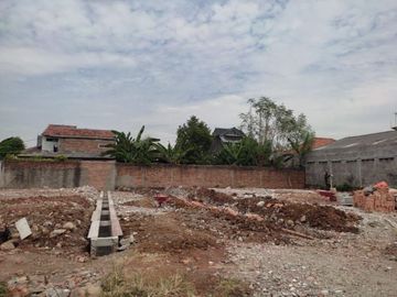 Rumah 2 lantai dekat pondok gede Ahzavi Residence