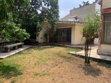 Vendo Casa como terreno Santa Catarina Coyoacán