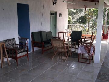 VENDO O CAMBIO ESTA CASA FINCA EN BARBOSA ANTIOQUIA.