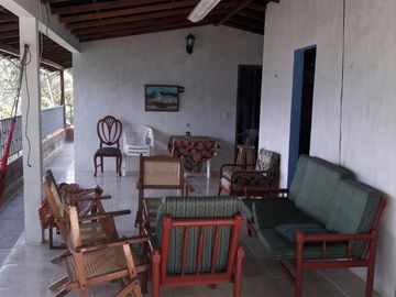 VENDO O CAMBIO ESTA CASA FINCA EN BARBOSA ANTIOQUIA.