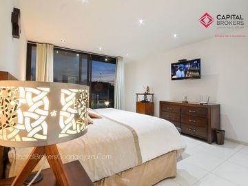 Casa de lujo moderna con jardín fracc. Olivos residencial, zona real.