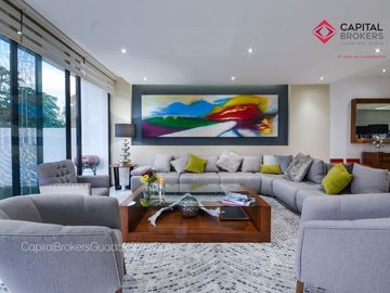 Casa de lujo moderna con jardín fracc. Olivos residencial, zona real.