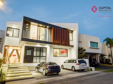 Casa de lujo moderna con jardín fracc. Olivos residencial, zona real.