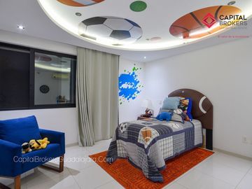 Casa de lujo moderna con jardín fracc. Olivos residencial, zona real.