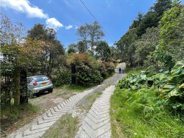 VENTA FINCA EN SANTA ELENA