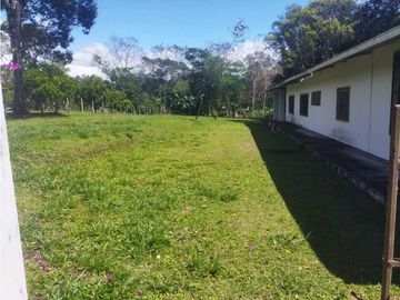 VENDO CASA Y 2160M2 TITULADO POTRERILLOS