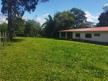 VENDO CASA Y 2160M2 TITULADO POTRERILLOS