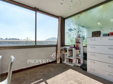 En precio! Gran departamento con vistas.