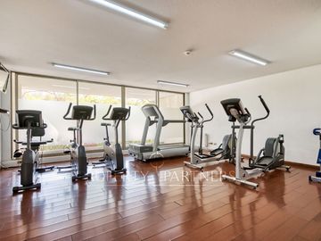En precio! Gran departamento con vistas.