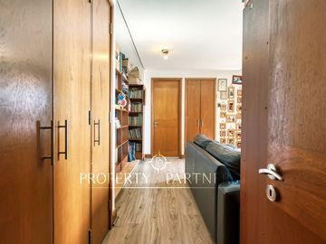 En precio! Gran departamento con vistas.
