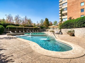 En precio! Gran departamento con vistas.