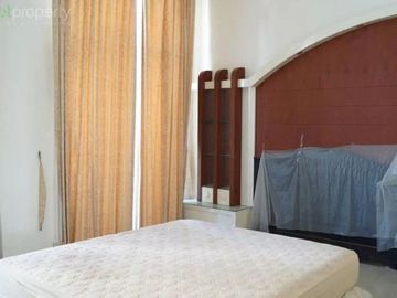 Dijual Murah Rumah Cantik VBR pakuwon indah Classic Surabaya