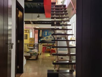 oficina en arriendo en centenario. Cod A9191161