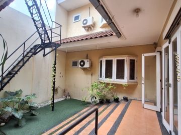 Rumah Kokoh 2 Lantai Dan Basement Di Perumahan Bintaro Jak Sel