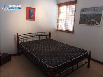 Se vende hermosa casa amoblada con finos acabados! Negociable