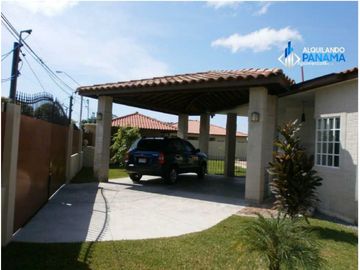 Se vende hermosa casa amoblada con finos acabados! Negociable