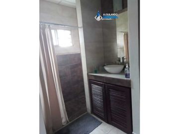 Se vende hermosa casa amoblada con finos acabados! Negociable