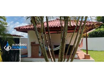 Se vende hermosa casa amoblada con finos acabados! Negociable