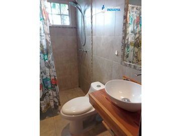Se vende hermosa casa amoblada con finos acabados! Negociable