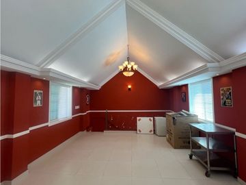 VENTA PRECIOSA RESIDENCIA EN FRAC. ARBOLEDAS  SANTA ELENA PACHUCA