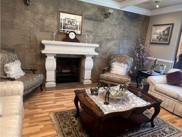 VENTA PRECIOSA RESIDENCIA EN FRAC. ARBOLEDAS  SANTA ELENA PACHUCA