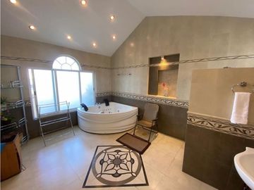 VENTA PRECIOSA RESIDENCIA EN FRAC. ARBOLEDAS  SANTA ELENA PACHUCA