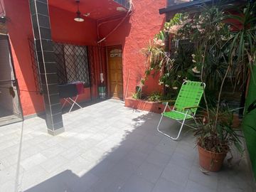 3 Ambientes con Patio - Banfield.