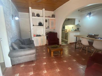 3 Ambientes con Patio - Banfield.