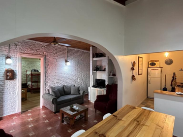 3 Ambientes con Patio - Banfield.