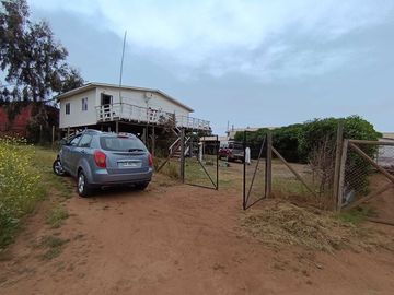 VENDO CASAS PLAYA LA BALLENA   LA LIGUA   V REGION