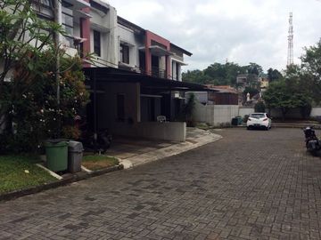 Rumah Siap Huni Lokasi Strtaegis Ciggadung