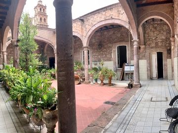VENDO CASA MORELIA CENTRO HISTORICO