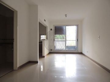 Amplio departamento 2 ambientes a la venta - Villa Crespo