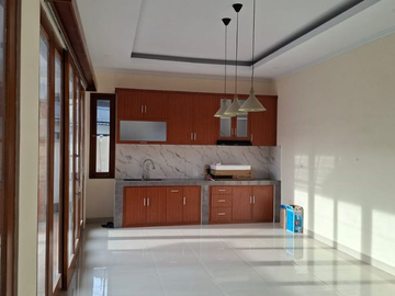 VILLA 2 LANTAI DI TIRTA AKASA SANUR DENPASAR