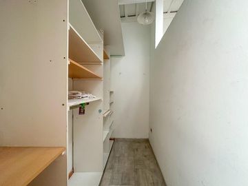 Departamento tipo duplex de 3 ambientes con cochera en Venta en Lanus Oeste