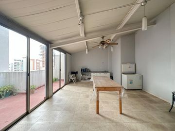 Departamento tipo duplex de 3 ambientes con cochera en Venta en Lanus Oeste