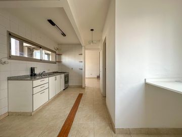 Departamento tipo duplex de 3 ambientes con cochera en Venta en Lanus Oeste
