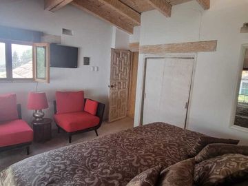 MAGNIFICA CASA ESTILO VALLESANO EN VENTA