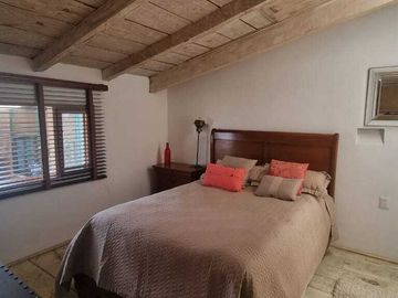 MAGNIFICA CASA ESTILO VALLESANO EN VENTA
