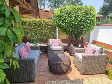 MAGNIFICA CASA ESTILO VALLESANO EN VENTA
