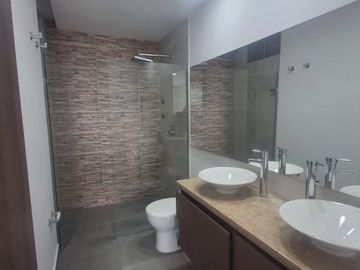 apartamento en arriendo en benedictinos. Cod A9433995