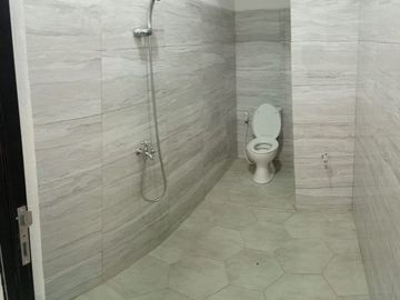 Rumah dijual di Depok dekat Kelapa 2 Cimanggis dalam townhouse