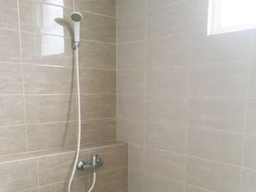 DISEWAKAN RUMAH SEMI FURNISHED DI CLUSTER CHIARA AT SUVARNA SUTERA